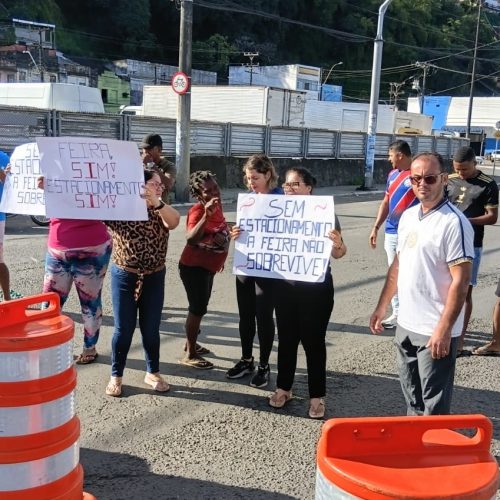 Comerciantes da Feira de São Joaquim reclamam após estacionamento ser desativado