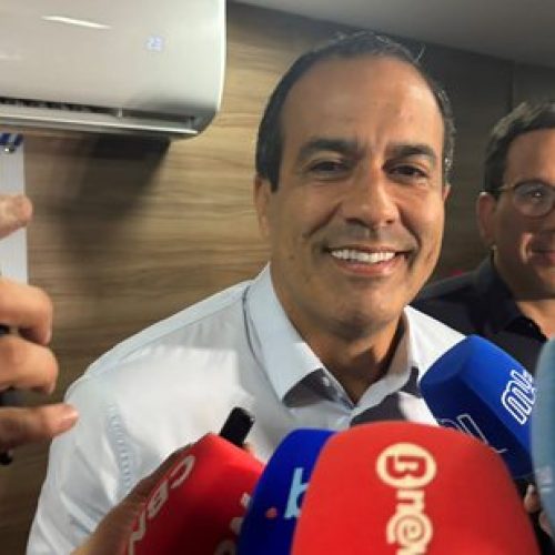 Bruno Reis defende construção de escola para autistas e diz que obras estão com 80% de conclusão
