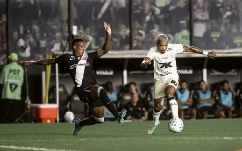 Com um a mais, Vitória perde para o Vasco na Copa do Brasil