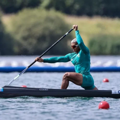 Isaquias Queiroz avança à final do Mundial de Canoagem de Velocidade