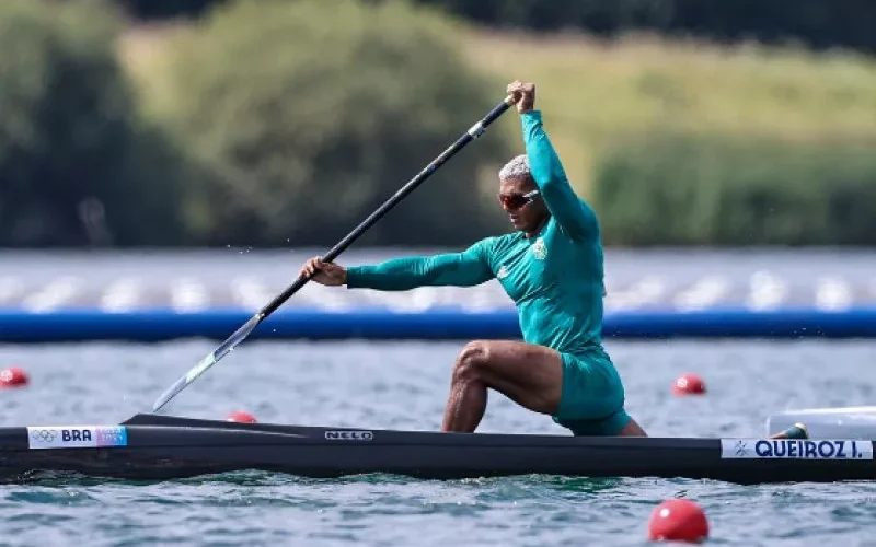 Isaquias Queiroz avança à final do Mundial de Canoagem de Velocidade
