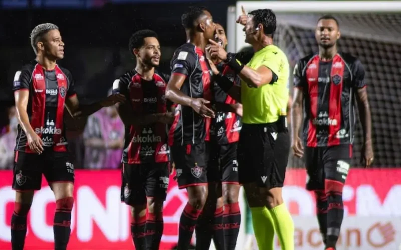 Vitória alcança recorde negativo como visitante nos pontos corridos