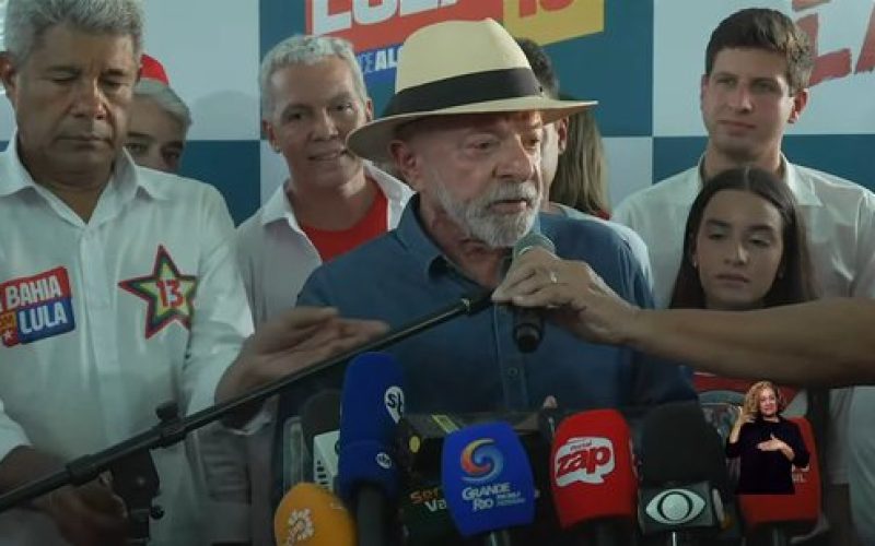 Assista o video onde Lula volta a acusar Flávio Bolsonaro de querer acabar com Bolsa Família na Bahia