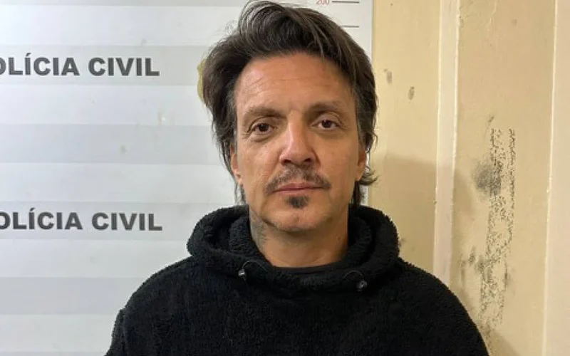 Ex-piloto de Fórmula 1 Tarso Marques é preso em São Paulo por receptação de veículo de luxo