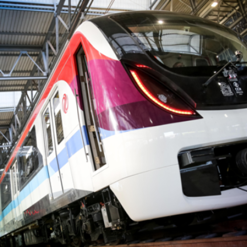 Governo revoga licitação que previa compra de 10 trens para o metrô