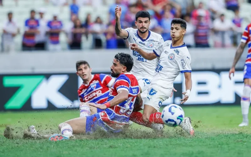 Bahia empata com o Fortaleza e continua no G4
