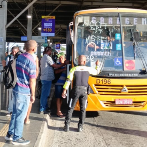 Prefeitura coloca os amarelinhos nas ruas com a cidade sem ônibus nesta sexta (22)