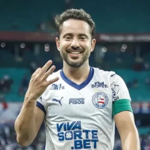 BOA NOTÍCIA: Everton Ribeiro volta aos treinos após cirurgia para tratar câncer de tireoide