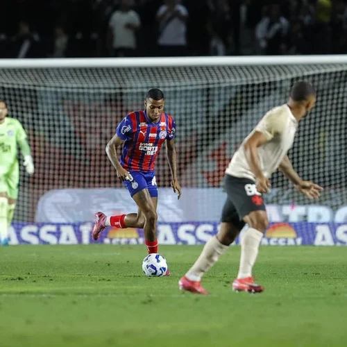 Bahia sofre virada do Vasco, chega a quatro jogos sem vencer e liga alerta para reta final do Brasileirão
