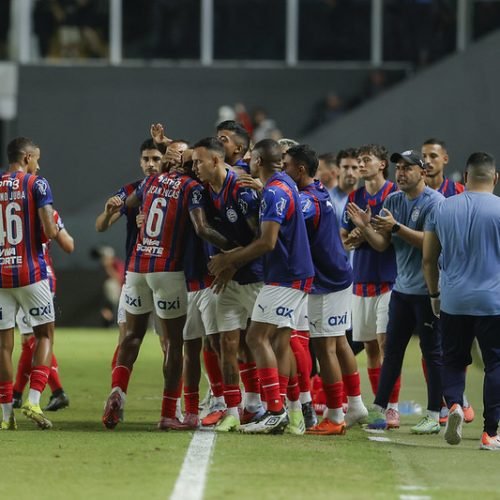 Assista o Bahia vence o Corinthians de virada na estreia do Brasileirão