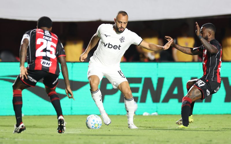 Em casa, Vitória derrota o Botafogo pelo Brasileirão