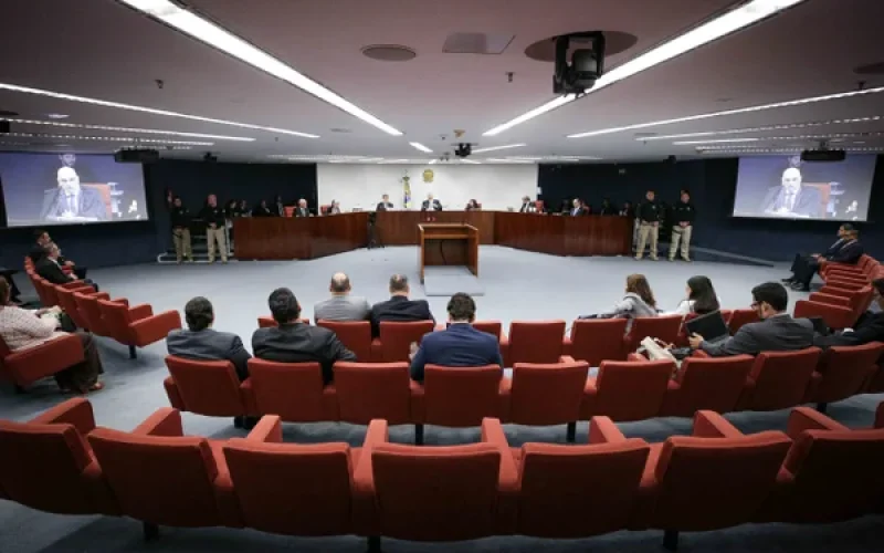 STF condena réus do núcleo das fake news a até 17 anos de prisão