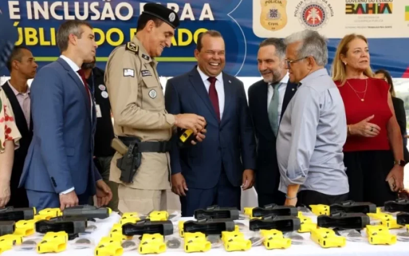 Bahia adere a programas nacionais de câmeras corporais em policiais