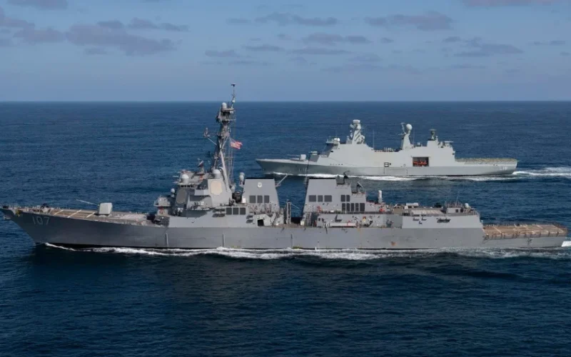 EUA enviam navios de guerra ao Caribe para combater cartéis latino-americanos