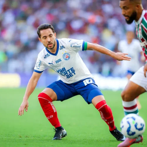 Dez e faixa! Bahia acerta renovação contratual de Everton Ribeiro