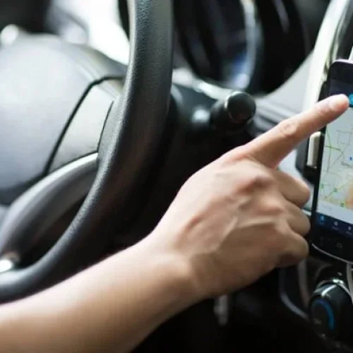Comissão do Senado aprova projeto que permite motoristas de aplicativo recusarem corridas em áreas perigosas
