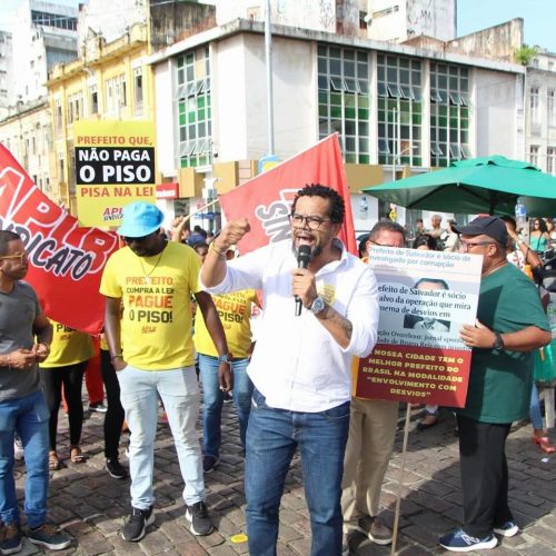 Kléber Rosa vai à justiça contra a decisão que definiu o ajuste salarial dos professores municipais de Salvador