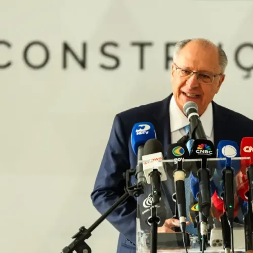 Representante dos EUA foi a nossa reunião com big techs, diz Alckmin