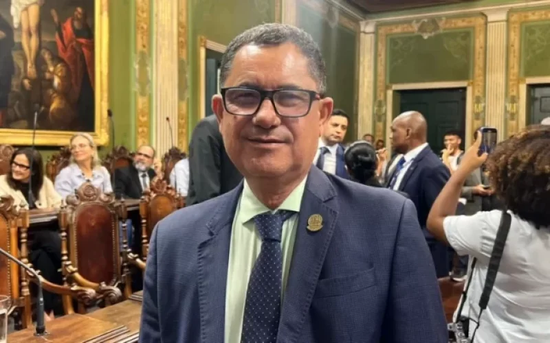 Vereador Hélio Ferreira defende tarifa zero em Salvador após aumento do ICMS sobre combustíveis