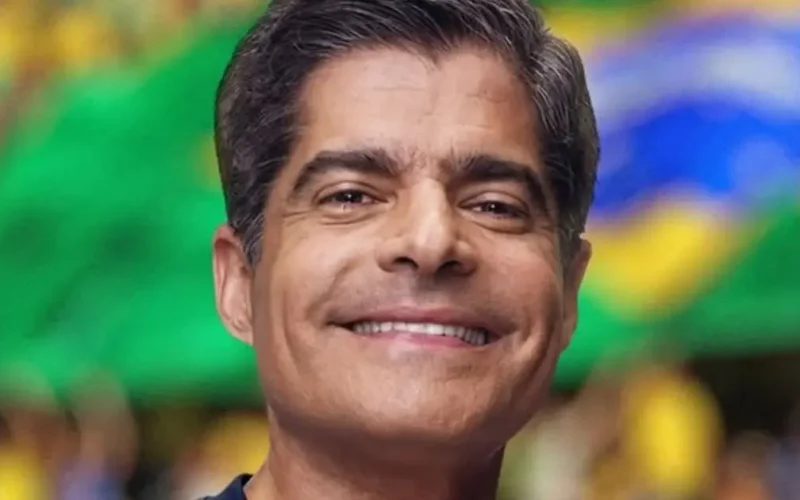 ACM Neto admite visita à casa de Daniel Vorcaro, mas nega participação em festas