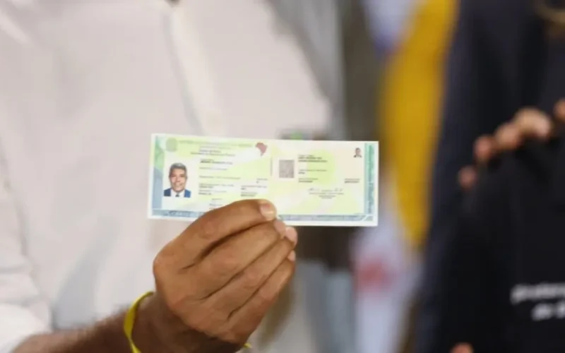 Jerônimo envia à AL-BA projeto que atualiza taxas de emissão da Carteira Nacional de Identidade; confira valores