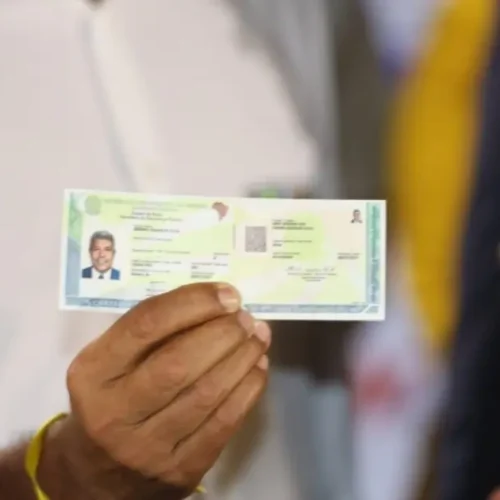 Jerônimo envia à AL-BA projeto que atualiza taxas de emissão da Carteira Nacional de Identidade; confira valores
