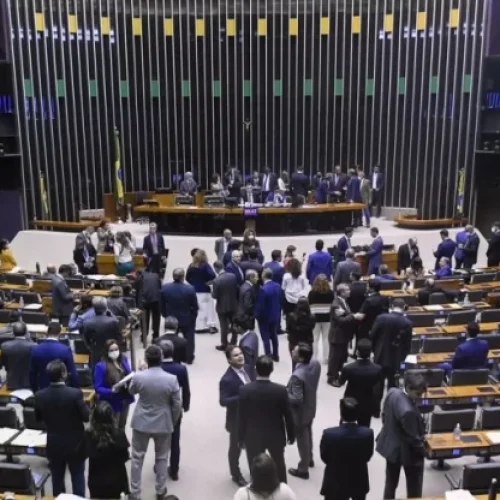 CCJ do Senado rejeita por unanimidade a PEC da Blindagem