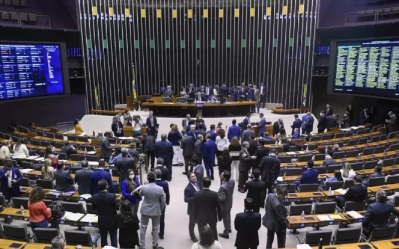 CCJ do Senado rejeita por unanimidade a PEC da Blindagem