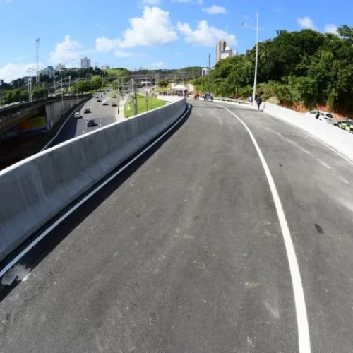 Prefeitura entrega ligação que permite tráfego direto da Av. Barros Reis para Av. Bonocô e desafoga Rótula do Abacaxi