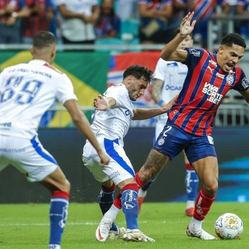 Fortaleza venceu o Bahia , veja os gols