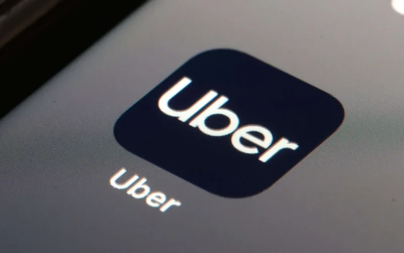 Uber proíbe carros e aumenta regras para motoristas; veja o que muda
