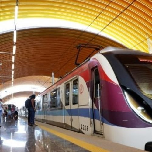EXCLUSIVA PARA MULHERES: CCR Metrô Bahia abre seleção para operadora de trem em Salvador