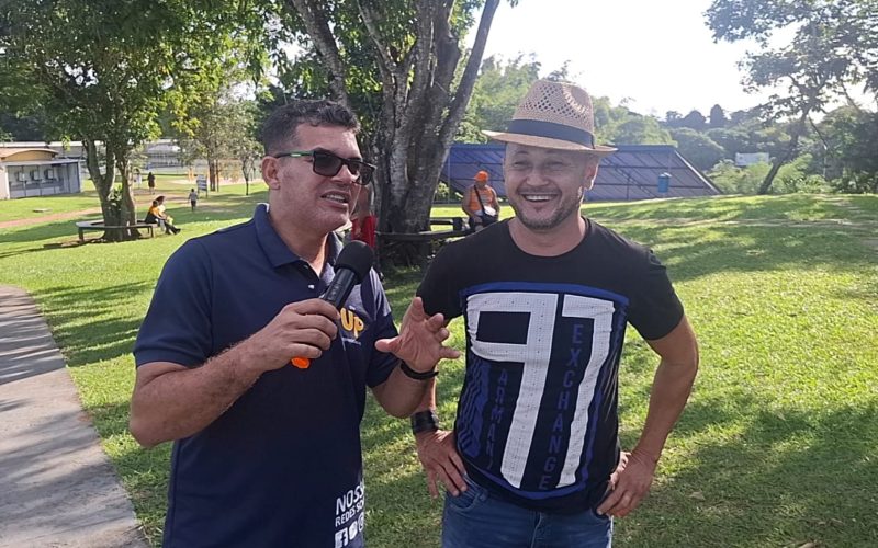 Papo descontraído com o cantor e rodoviário Osmar da banda Os Cabras Safados