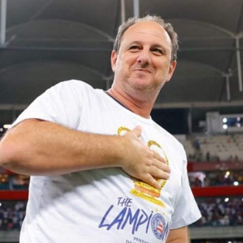 Rogério Ceni pode se tornar o segundo treinador com mais jogos pelo Bahia em 2026