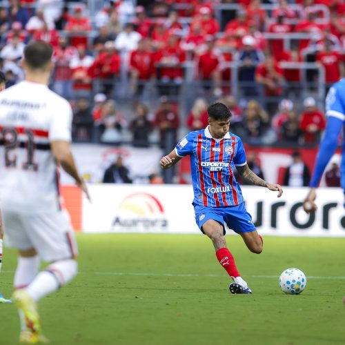 Bahia reage e arranca empate do São Paulo nos momentos finais