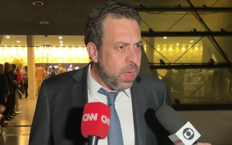Boulos: Lula rejeita período de transição e quer fim imediato da escala 6×1
