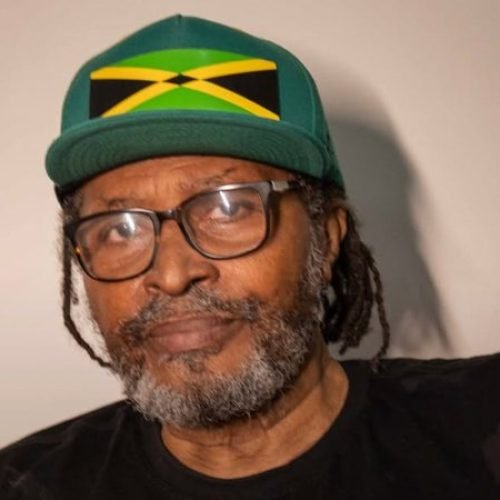 Edson Gomes “se manifesta” após polêmica com Daniela Mercury e acusações de violência doméstica; confira