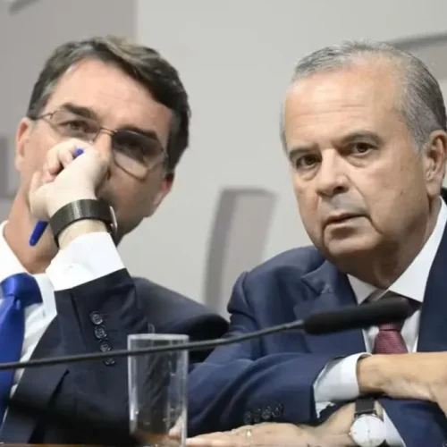 Aliados de Flávio Bolsonaro tentam enterrar fim da escala 6×1
