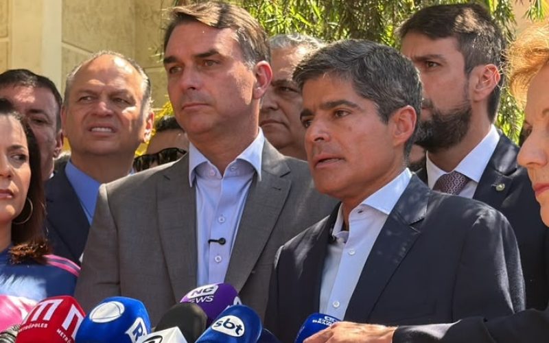Assista ACM Neto anuncia mobilização na Bahia em apoio a Flávio Bolsonaro