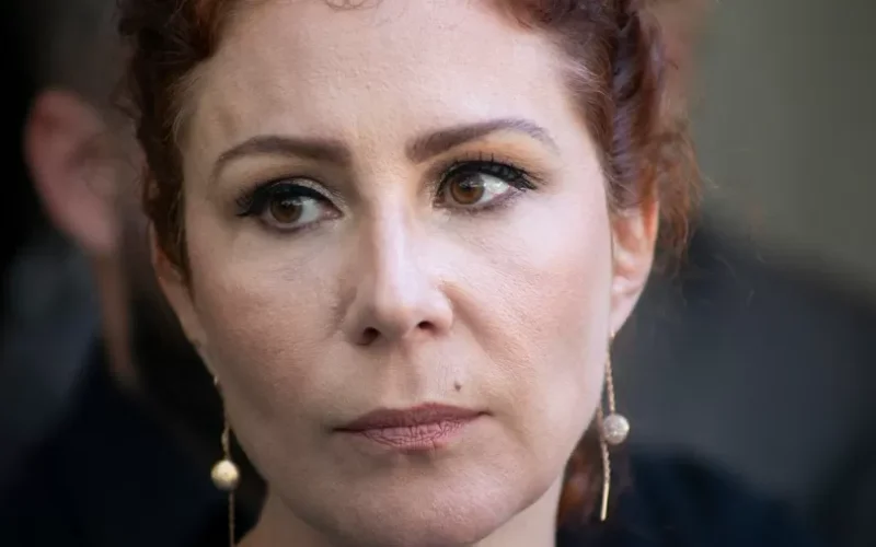 Bolsonarista deputada Carla Zambelli é presa na Itália