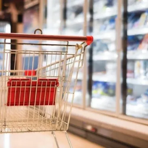 Alta dos Preços dos Alimentos Pressiona o Orçamento das Famílias Brasileiras em 2025