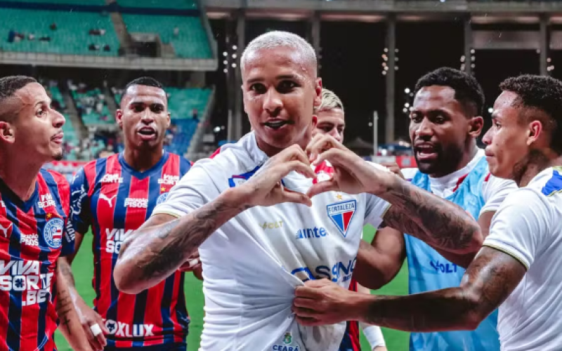 Deyverson faz gol e provoca o Bahia, Assista