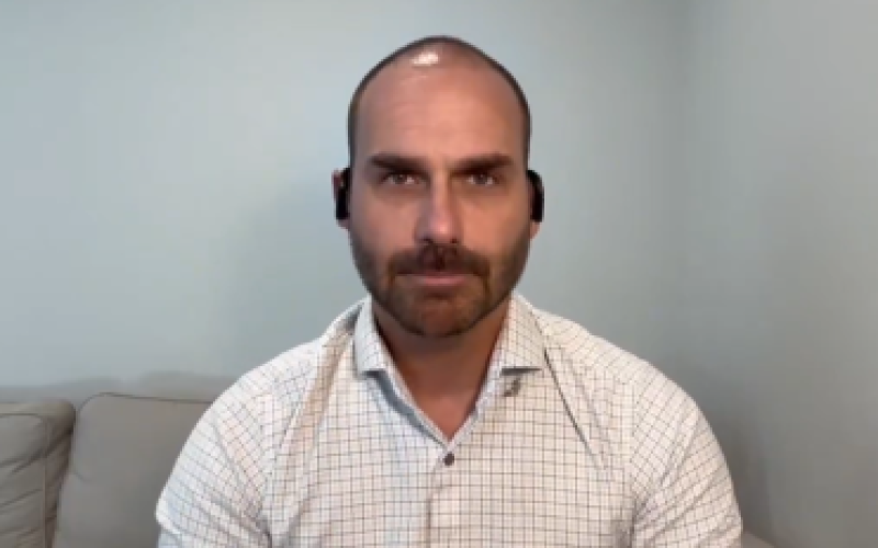Em vídeo Eduardo Bolsonaro diz que Alexandre de Moraes quer assassinar Bolsonaro