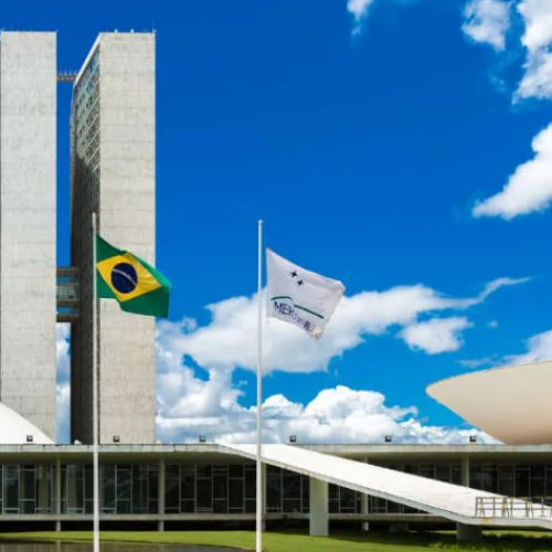 Governo irá publicar documentos sobre uso de verba pública