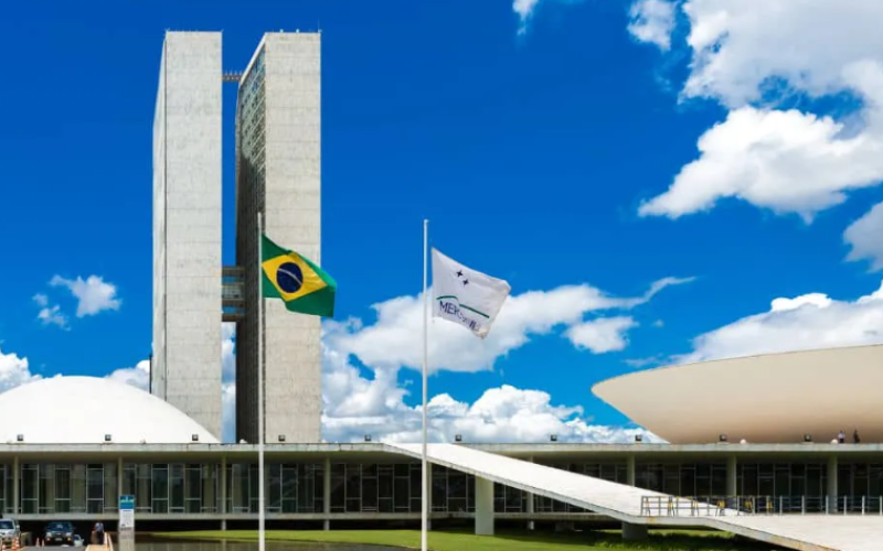 Governo irá publicar documentos sobre uso de verba pública