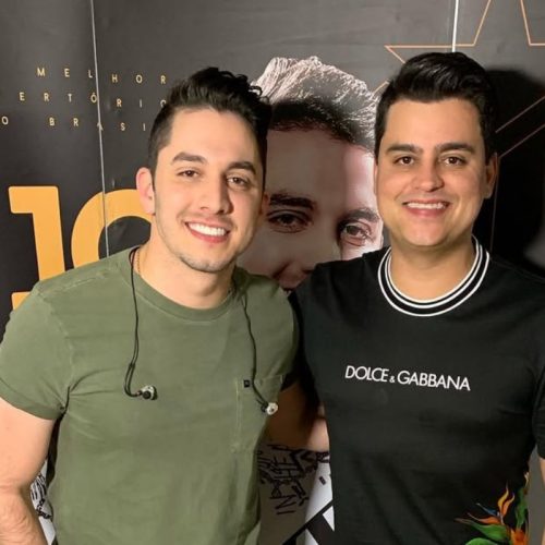 Deputado manda emenda a shows de cantor do qual ele é empresário