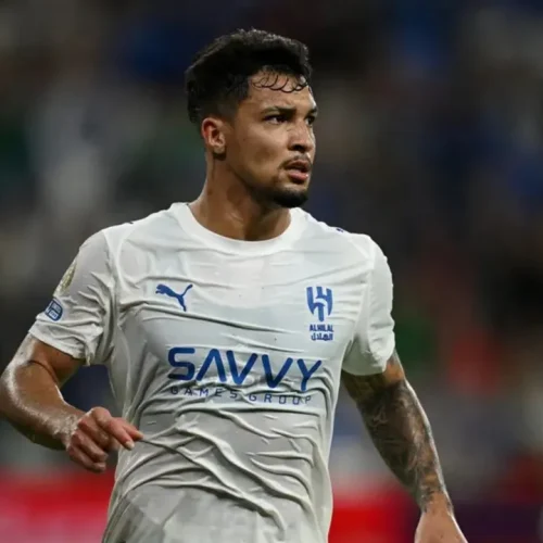 Europeu investe R$ 146,4 milhões em atacante baiano que mira a Seleção