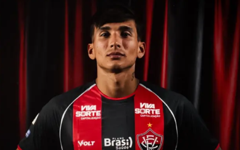 Vitória apresenta Nacho Laquintana para reta final do Brasileirão