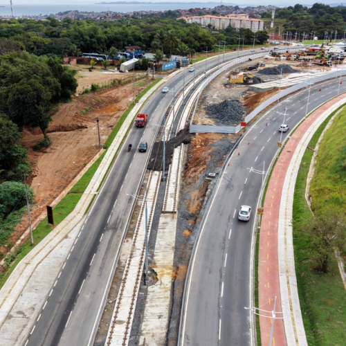Primeira etapa da duplicação da Estrada do Derba é entregue