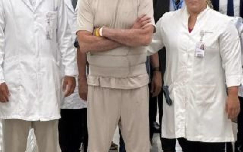 Bolsonaro recebe alta de hospital após 23 dias internado